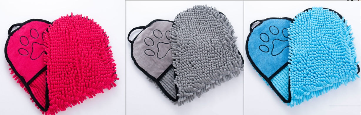 Super Absorbent Dog Towel with Hand Pockets – Quick Dry Pet Towel