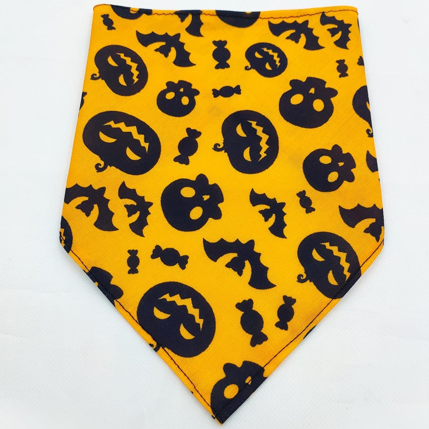 Dog Bandana Drool Towel – Stylish Tie-Dye Pet Scarf